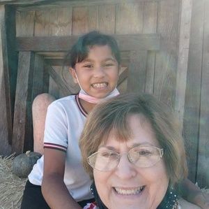 Meet your Posher, Leanna